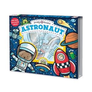 Let's Pretend : Astronaut  (Board book)