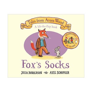 Tales from Acorn Wood story : Fox's Socks (Board book, )